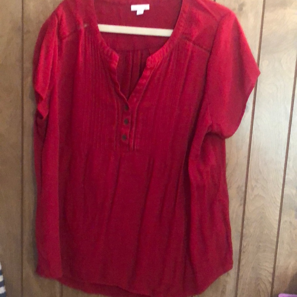 Red Top Linen like material